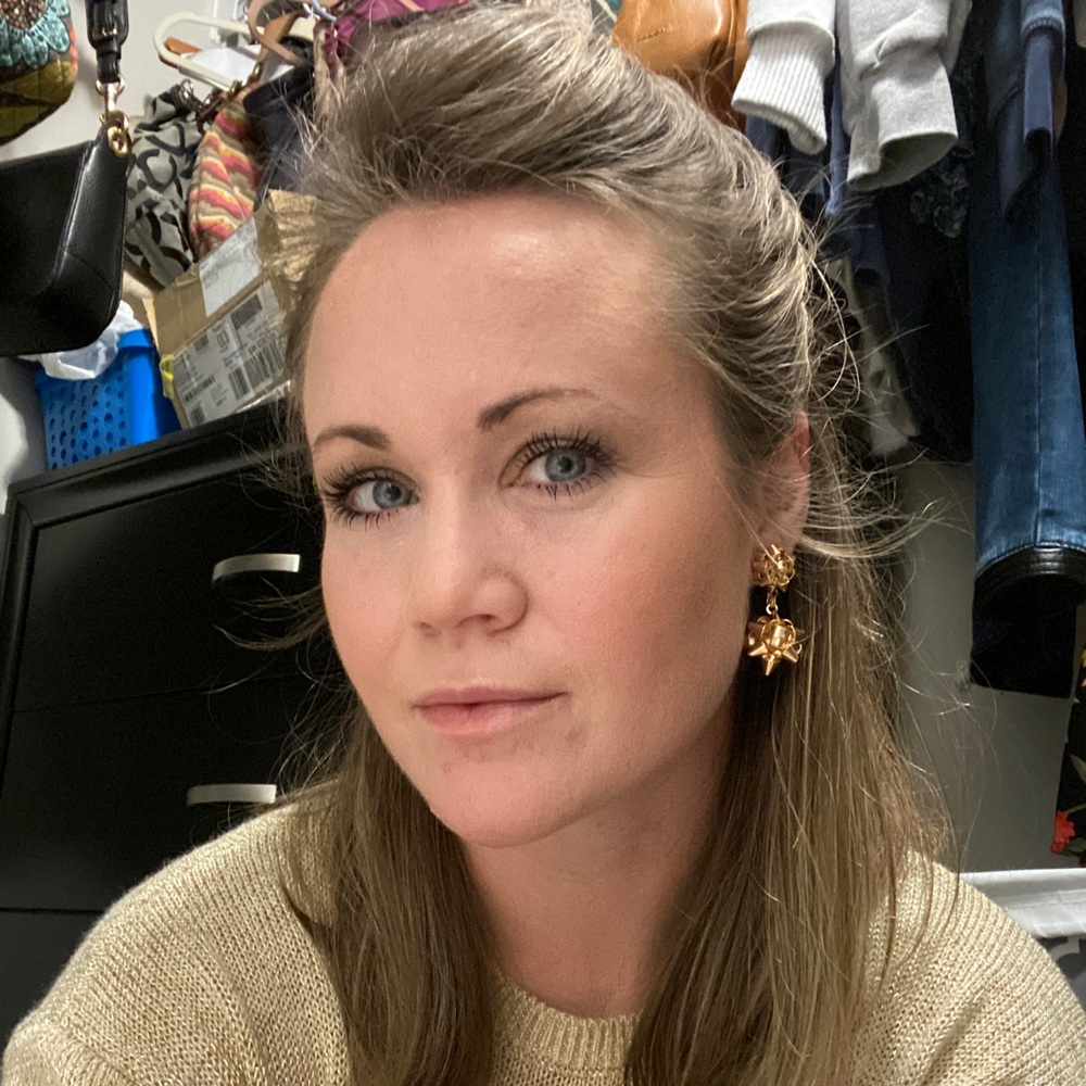 Meet your Posher, Nina